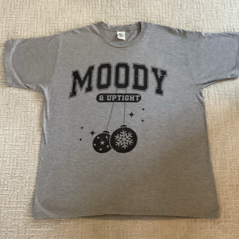Gray Graphic Funny men’s Christmas T-Shirt XL